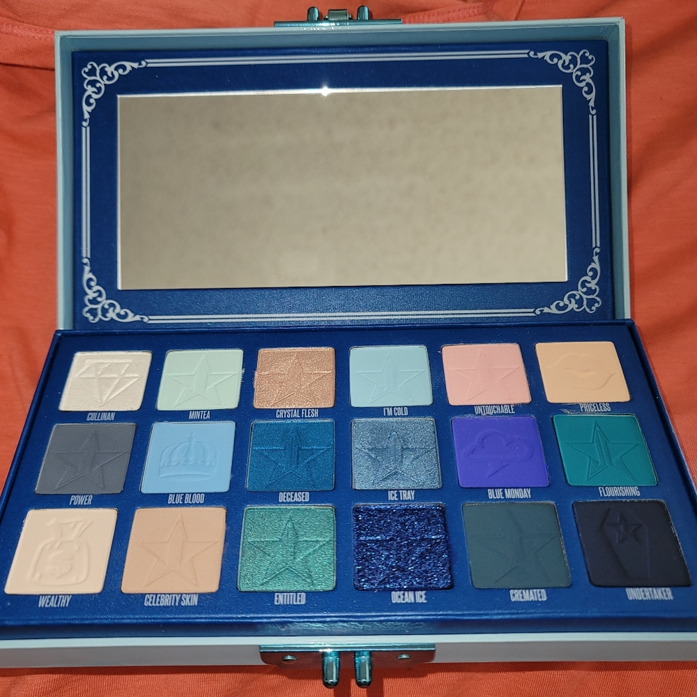 Blue Blood palette - Picture 3 of 4